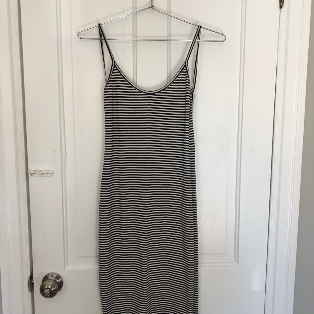 Midi length- striped backless dress
